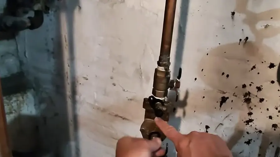 Gas valve, appliance connector, and shutoff fitting related to California Title 17 Backflow Testing: What SGV Homeowners Need to Know